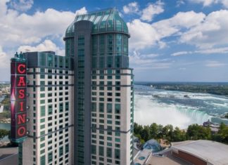 Canada: Niagara Falls casinos to remain closed
