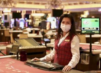 Venetian, other Las Vegas casinos require masks for all employees again
