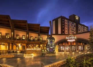 Four South Lake Tahoe casinos halt operations due to Caldor Fire