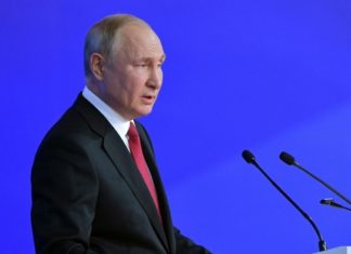 Russia names reportedly pro-Kremlin Mobilnaya Karta as single online betting operator