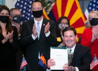 Arizona judge ruling favors new sports betting law after tribe’s suit