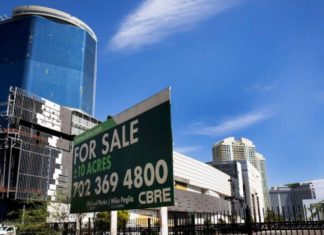 LVCVA sells former Riviera Hotel 10-acre parcel to Sun Dreams co-founder for $120M