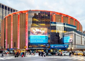 NYU graduate students join Caesars Sportsbook team at Madison Square Garden to discuss responsible gaming