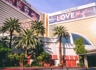 Las Vegas: Hard Rock's renovation plans for The Mirage to be voted on by county commissioners