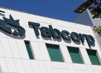 Tabcorp mulling legal action against Ladbrokes, Neds over NSW pubs gambling deal
