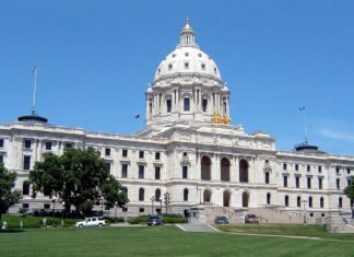 Minnesota sees renewed push to legalize sports betting as senator amends bill to aid horse racing tracks