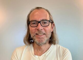 Incorporating AI into live casino