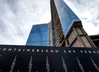 Fontainebleau Las Vegas' COO Colleen Birch and CMO Shane Smith resign