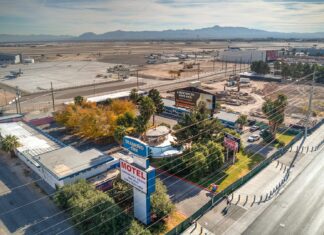 Las Vegas Strip motel across from Mandalay Bay to go up for auction in March