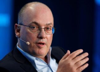 New York senator nears decision on whether to support Steve Cohen’s Queens casino proposal
