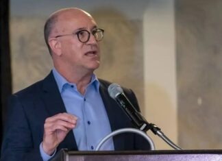 Station Casinos executive Bob Finch retires after 40 years of service