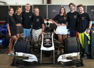 SOFTSWISS co-hosts exclusive racing event with F1 legend Barrichello for Acelerados' 10th anniversary