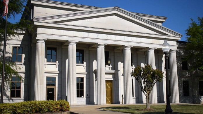 Federal judge upholds Arkansas amendment revoking Cherokee Nation casino license