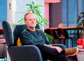SOFTSWISS kicks off Excellence Talks in Poland with F1 legend Rubens Barrichello