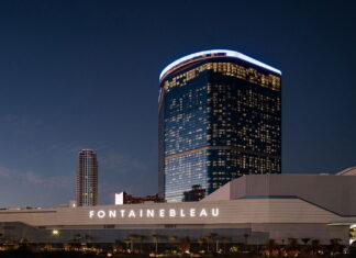 Fontainebleau Las Vegas reportedly laying off up to 60 table games dealers
