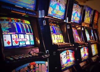 Australia’s Victoria passes gambling reform bill, delays trial of carded play system