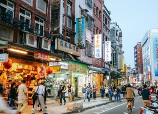 Taiwan authorities bust cross-border laundering ring linked to Macau casinos