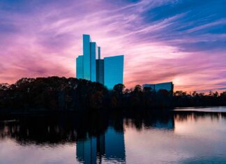 Connecticut's Mohegan Sun to launch new IGT Wheel of Fortune Cash On Reels slots