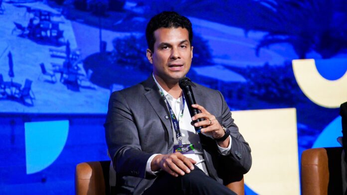 Senator Irajá advocates for casino legalization to boost Brazil's tourism and investment at New York forum