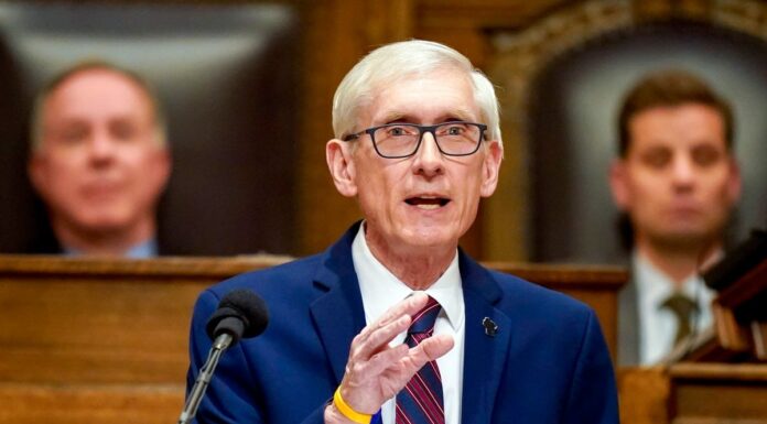 Wisconsin governor begins tribal talks to advance online sports betting rollout