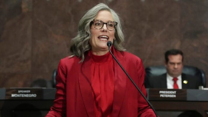 Arizona to open window for 10 limited sports wagering licenses