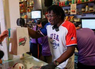 Hard Rock Bet brings Michael Irvin and Carlos Valderrama to Miami for Super Sub fan activation