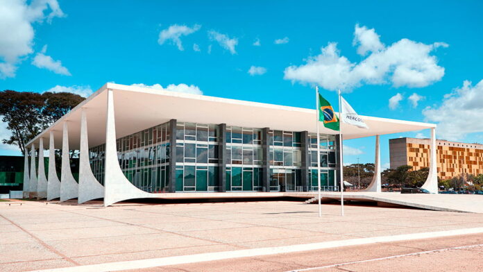 Brazil's Supreme Court reviews constitutionality of land-based gambling ban