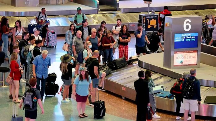Las Vegas visitor volume rises in July while airport traffic falls